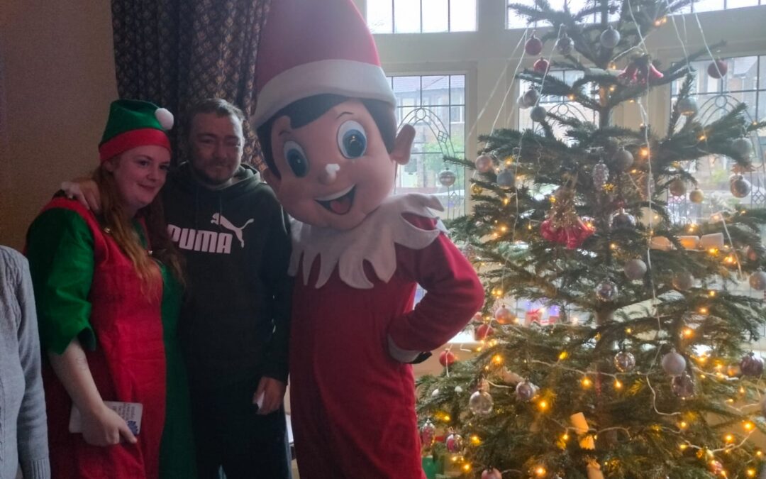 Naughty Elf Visits Margaret House!